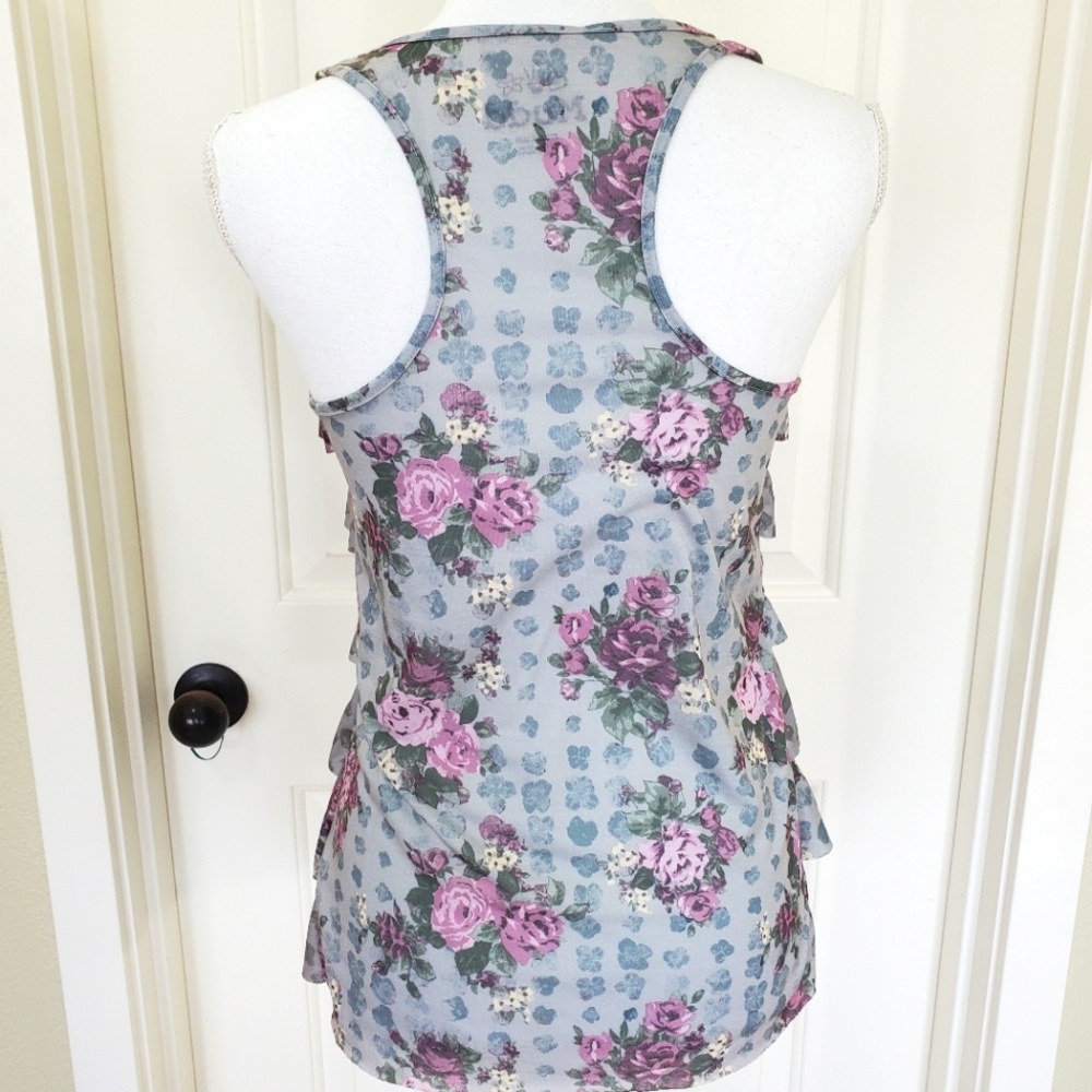Grey Floral Ruffle Layered Tank Top - Picture 2 of 9